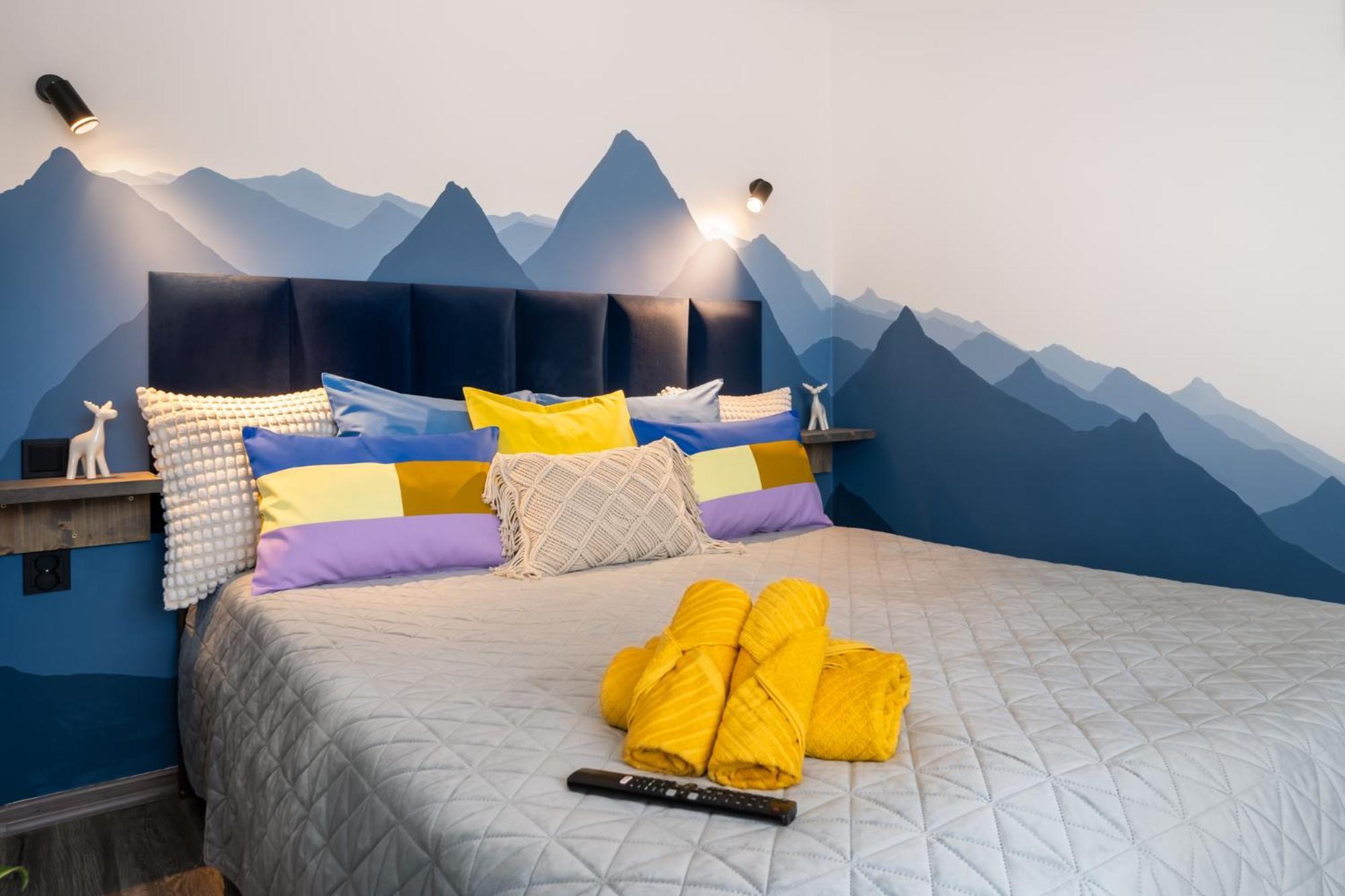 Green Garden & Private Parking Apartments With Playground 리가 외부 사진