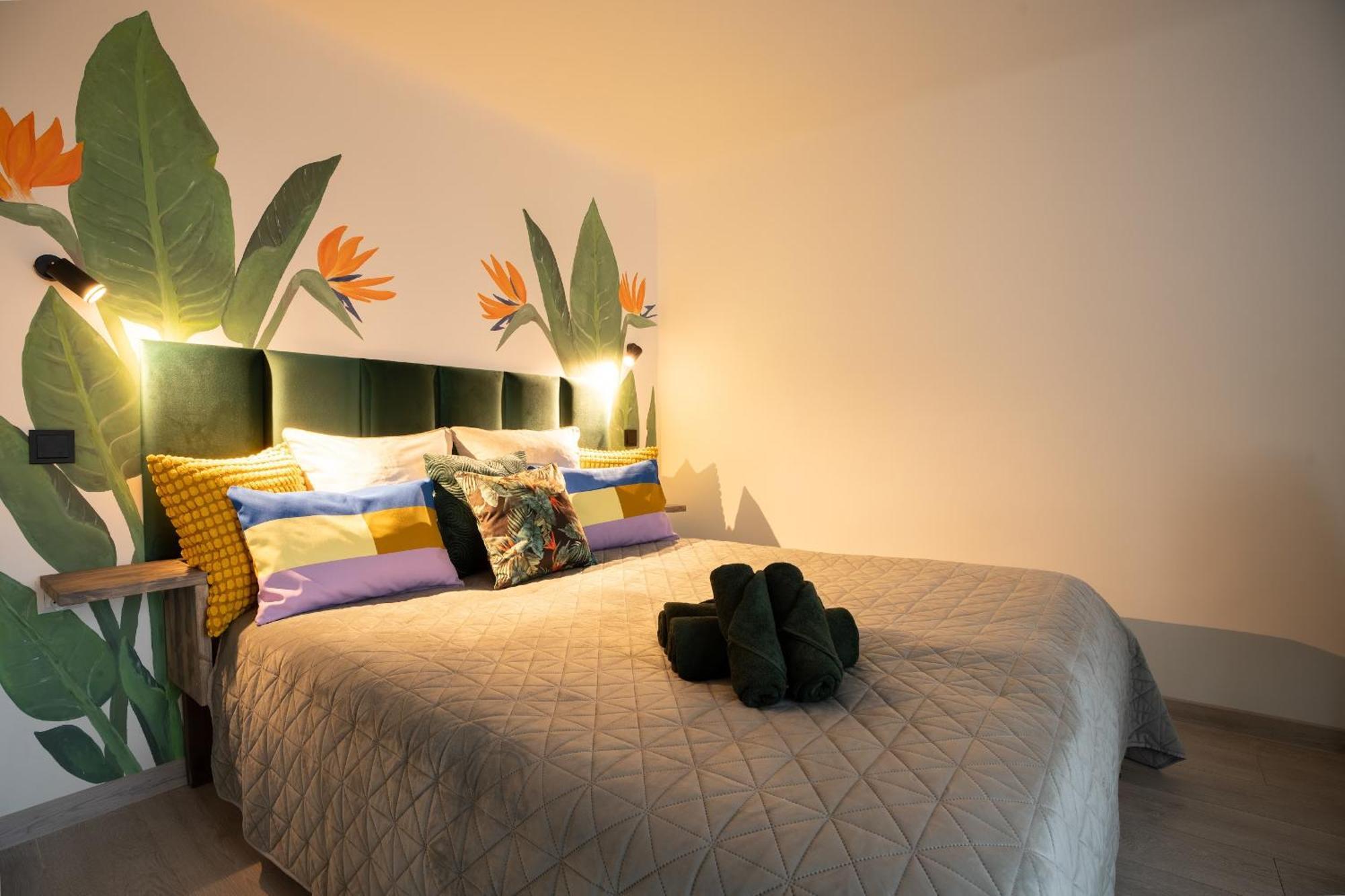 Green Garden & Private Parking Apartments With Playground 리가 외부 사진