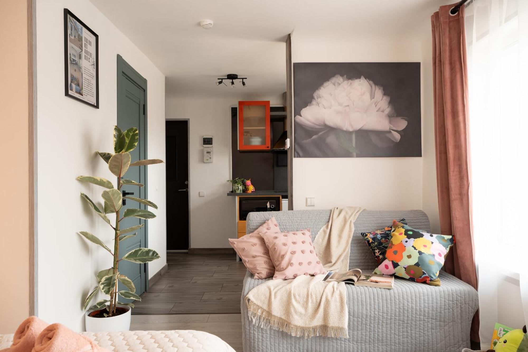 Green Garden & Private Parking Apartments With Playground 리가 외부 사진